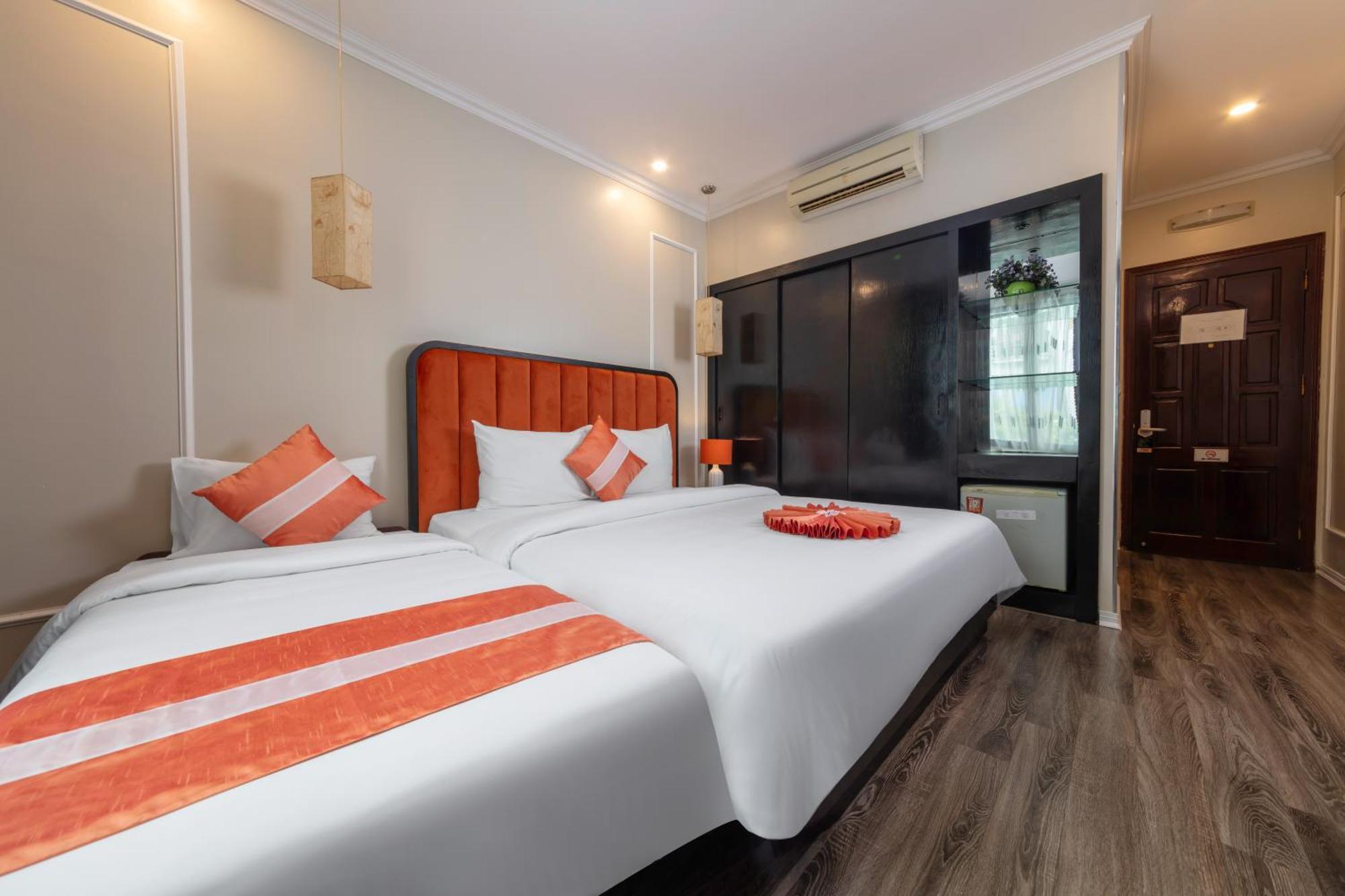 Omina Hanoi Hotel & Travel 외부 사진