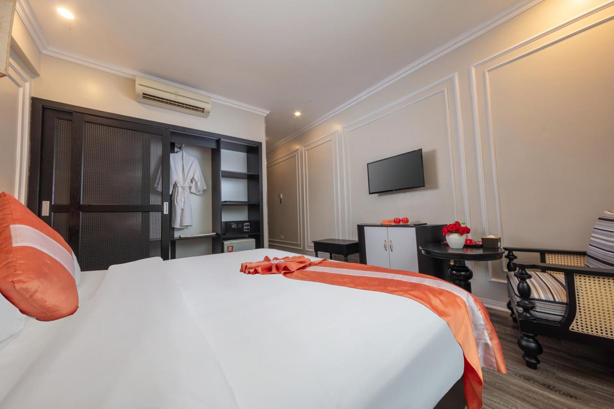 Omina Hanoi Hotel & Travel 외부 사진